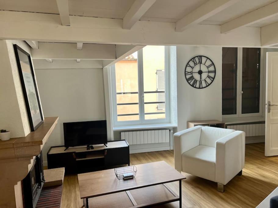 Charmant Appartement Plein Centre Avec Parking Augustins B Clermont-Ferrand Bagian luar foto